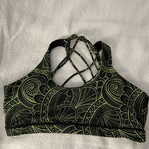 XL neon zynergy Constantly Varied Gear sports bra.